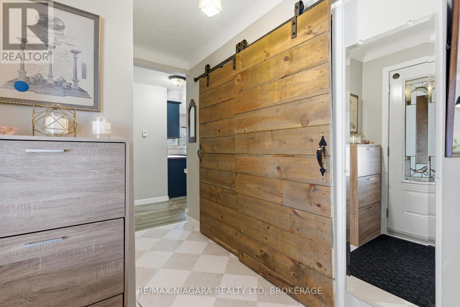 1350 Haist Street, Pelham, Ontario  L0S 1M0 - Photo 4 - X12807322