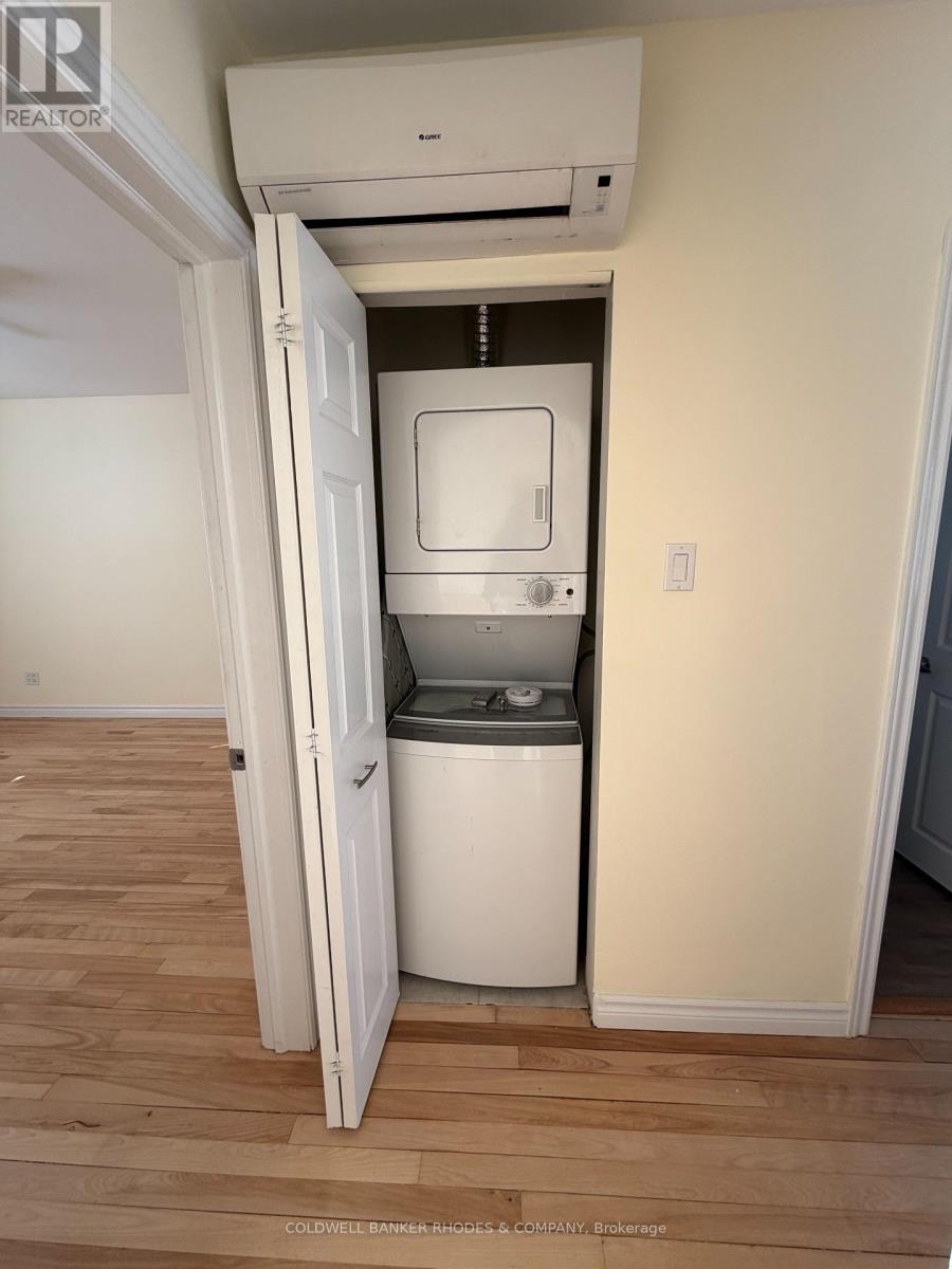 6 - 406 Montreal Road, Ottawa, Ontario  K1K 0V4 - Photo 7 - X12818838