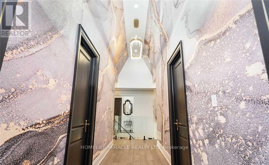 1540 Mississauga Road, Mississauga, Ontario  L5H 2K1 - Photo 20 - W12807984