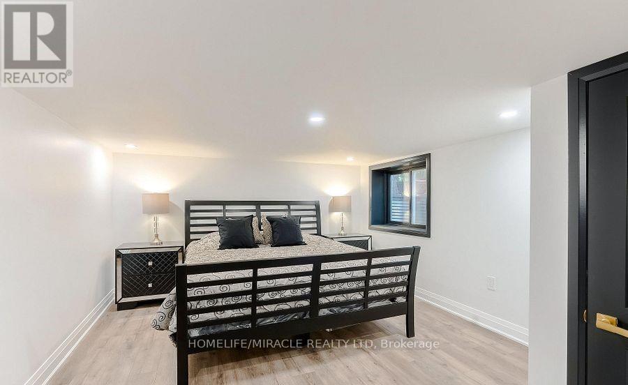 1540 Mississauga Road, Mississauga, Ontario  L5H 2K1 - Photo 34 - W12807984