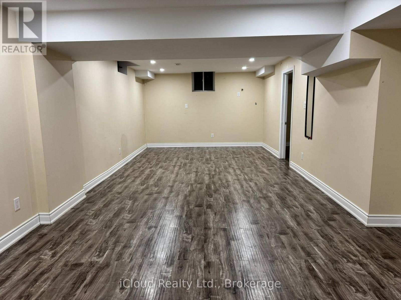 88 West Glen Avenue, Hamilton, Ontario  L8J 0H8 - Photo 27 - X12812492