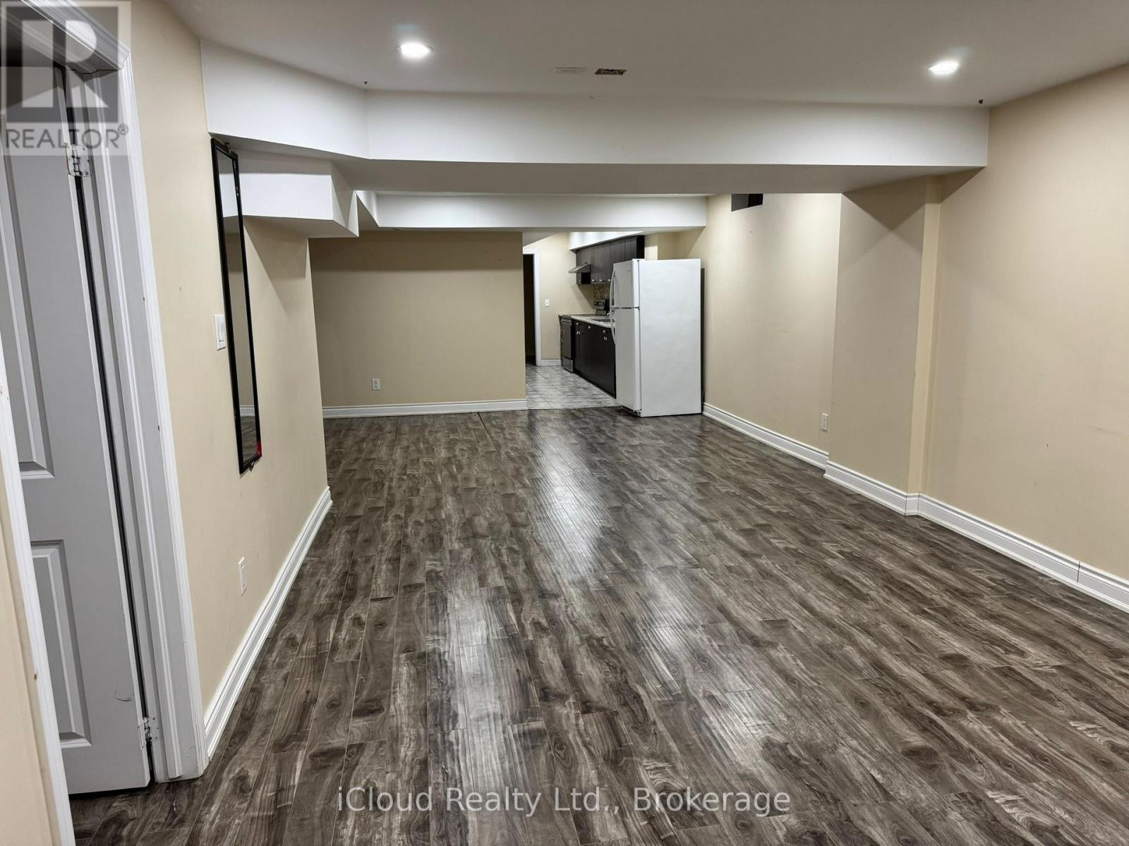 88 West Glen Avenue, Hamilton, Ontario  L8J 0H8 - Photo 29 - X12812492