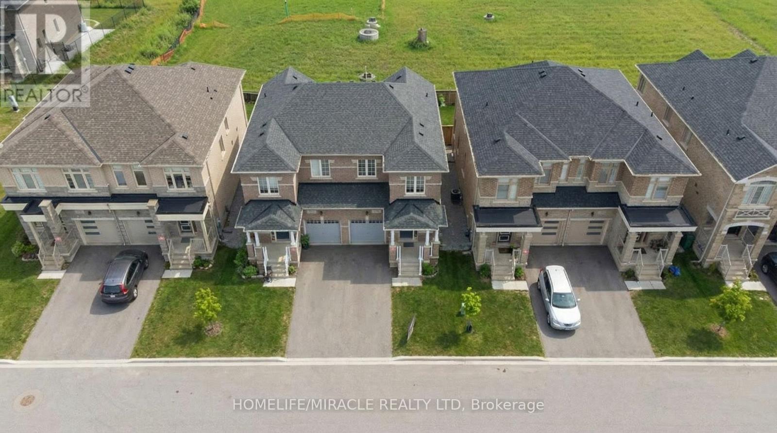 62 Holcomb Terrace, Hamilton, Ontario  L6R 3K3 - Photo 3 - X12817240