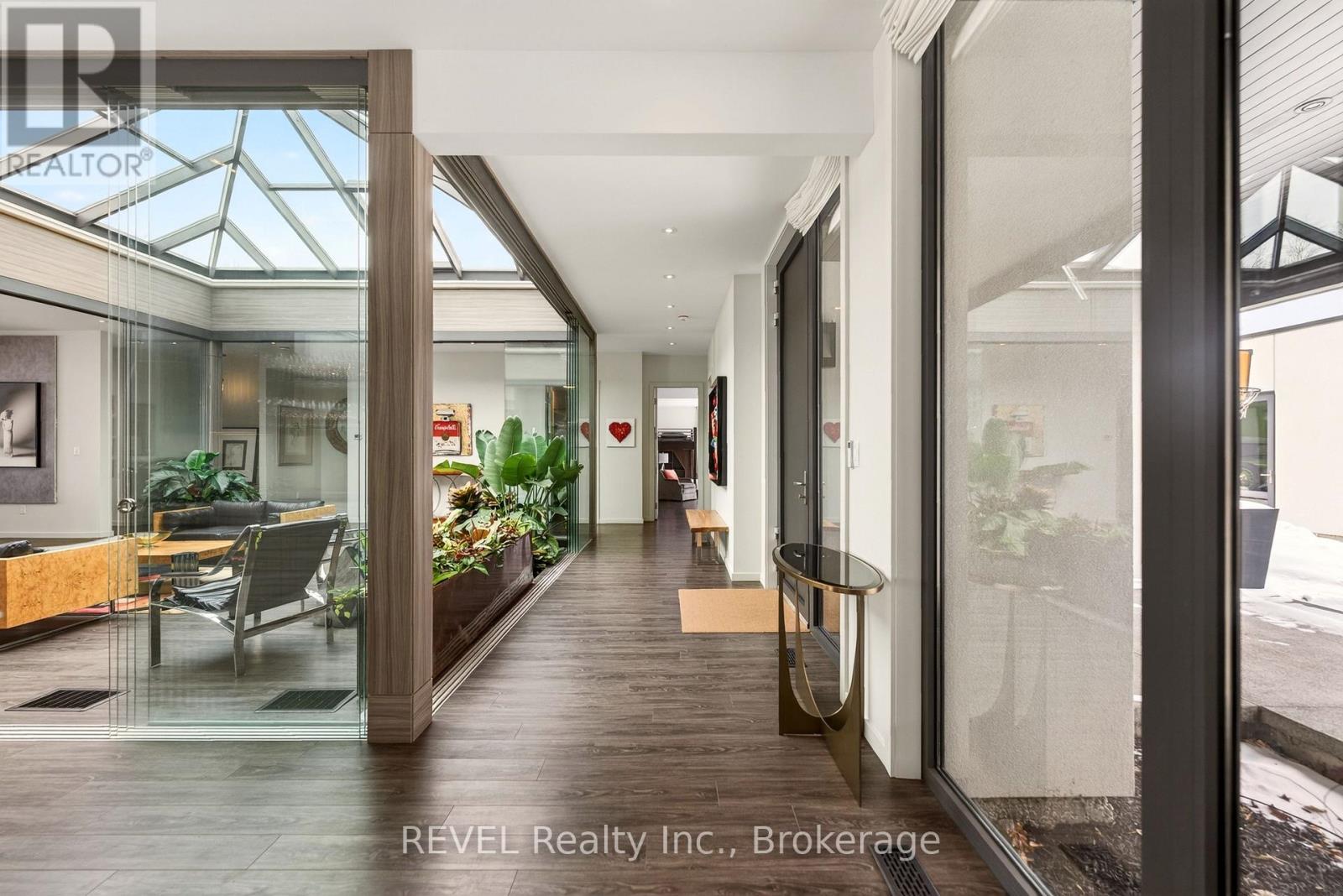 3323 Lakecrest Court, Fort Erie, Ontario  L0S 1N0 - Photo 4 - X12818942