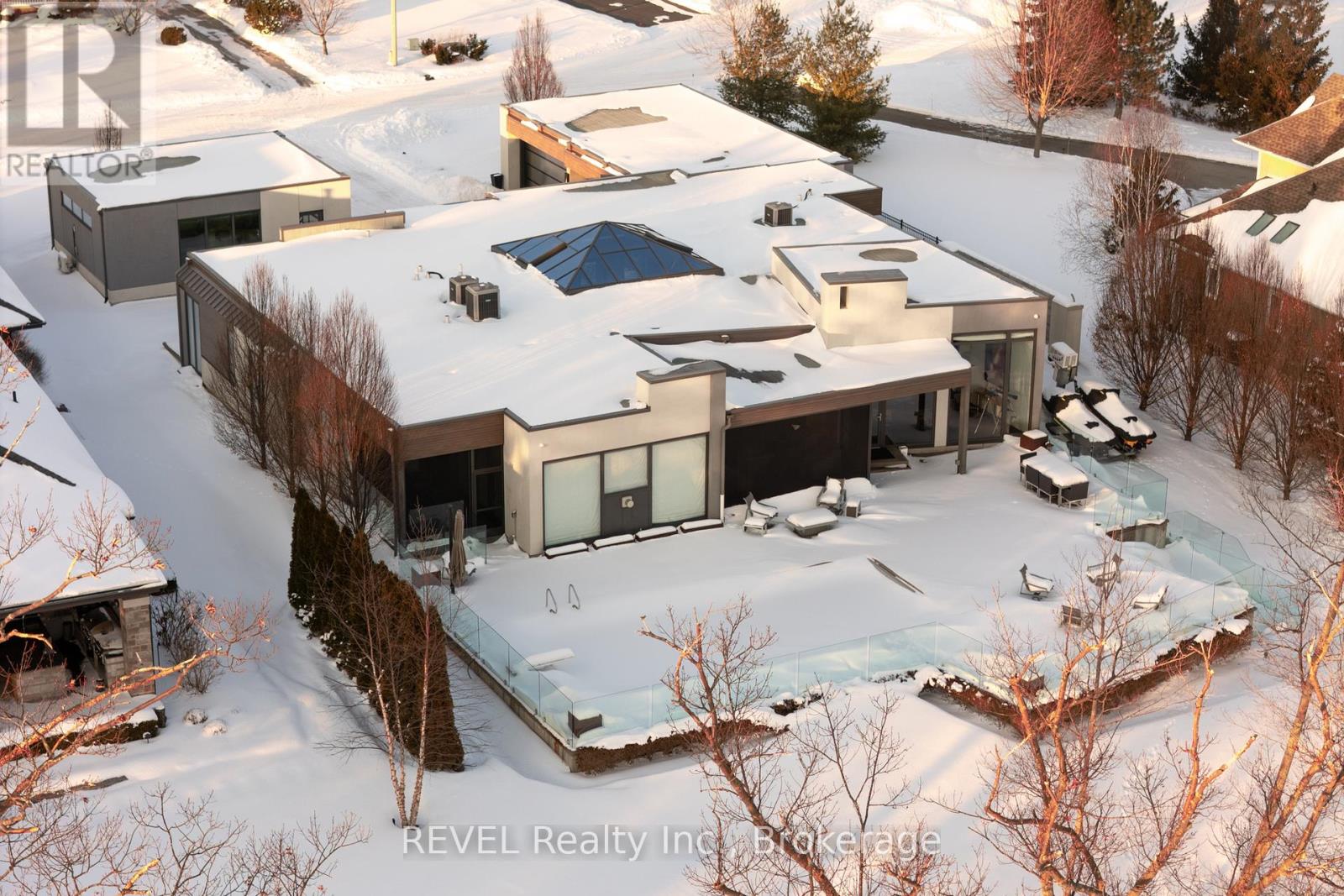 3323 Lakecrest Court, Fort Erie, Ontario  L0S 1N0 - Photo 46 - X12818942