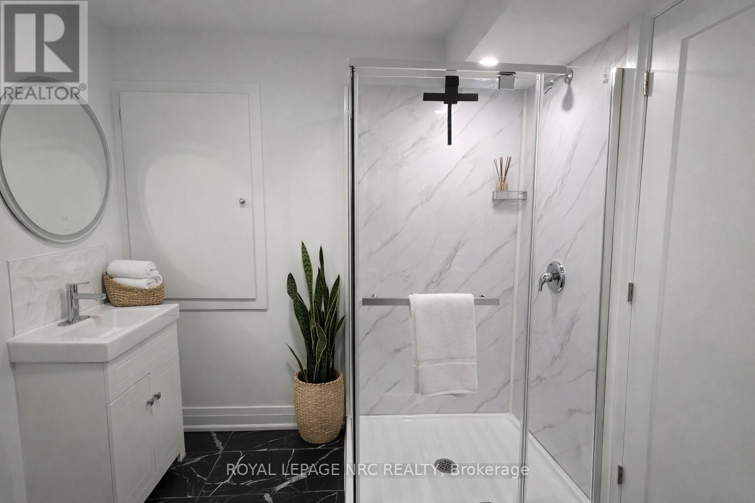 14 - 4 Evergreen Common N, St. Catharines, Ontario  L2N 0B3 - Photo 18 - X12818964