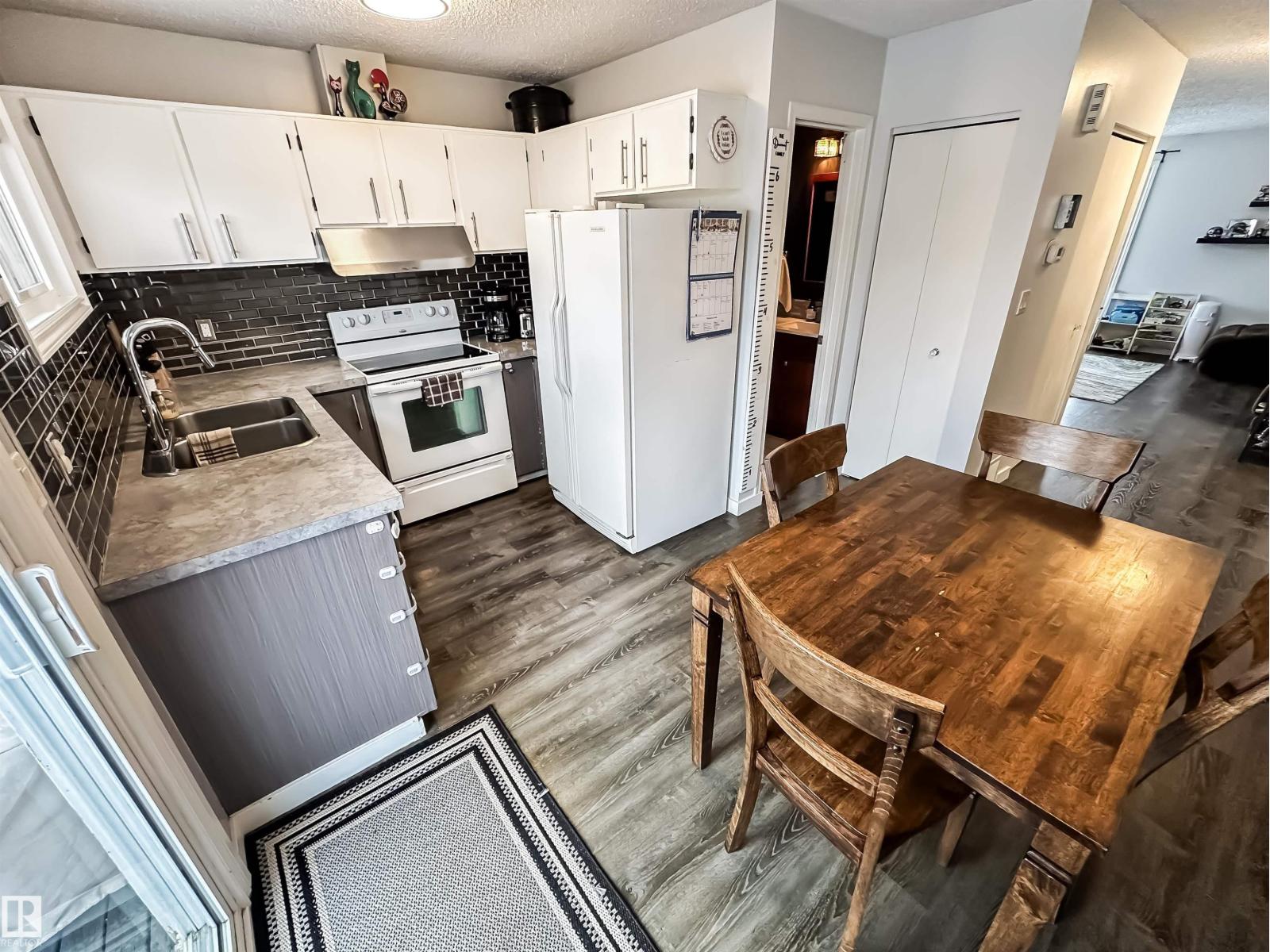 3521 41b Av Nw, Edmonton, Alberta  T6L 5E6 - Photo 15 - E4474759