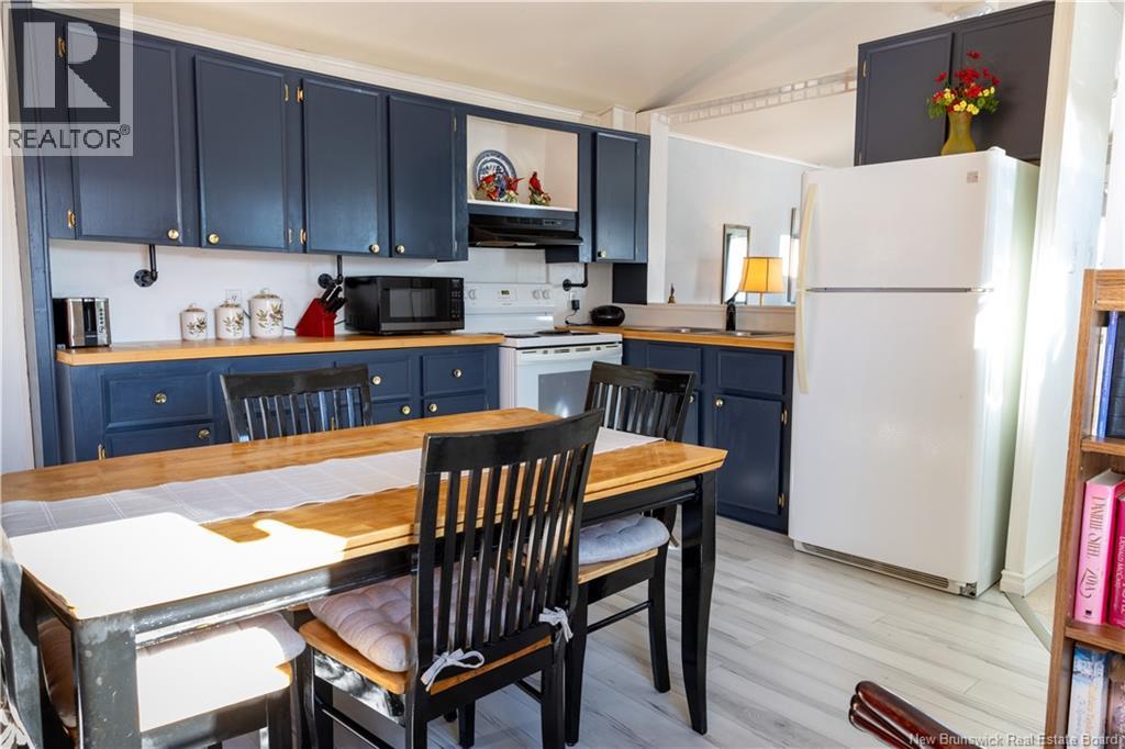 98 Evergreen Street, Fredericton, New Brunswick  E3B 6N3 - Photo 17 - NB134006