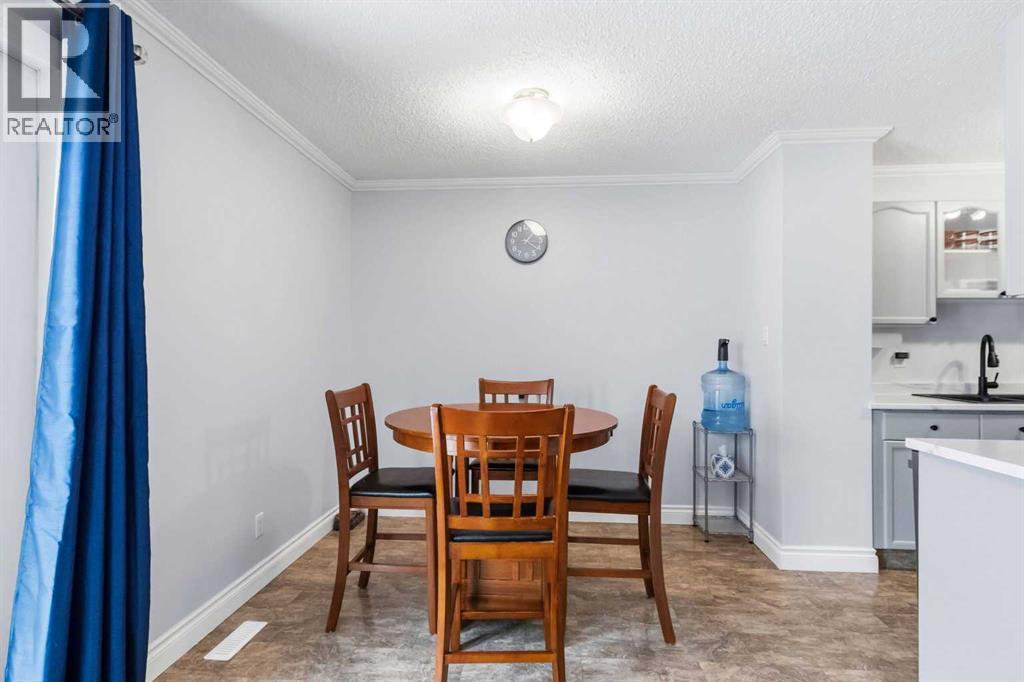 373 Ross Haven Drive, Fort Mcmurray, Alberta  T9H 3P2 - Photo 8 - A2282784