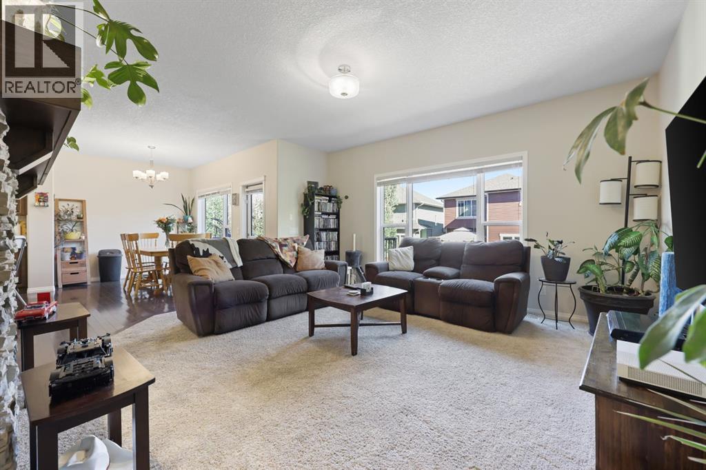 56 Jumping Pound Rise, Cochrane, Alberta  T4C 0K6 - Photo 5 - A2282578