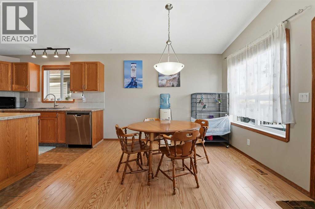 1 Duval Crescent, Red Deer, Alberta  T4R 2Y7 - Photo 8 - A2279701