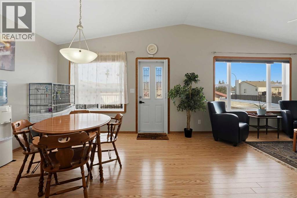 1 Duval Crescent, Red Deer, Alberta  T4R 2Y7 - Photo 7 - A2279701