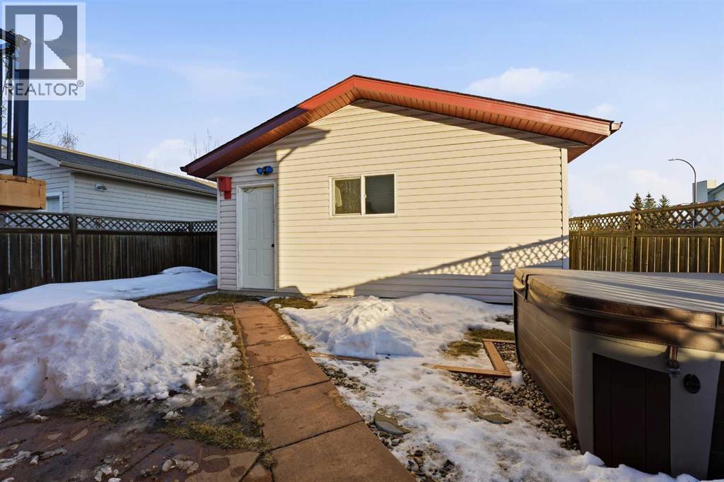 1 Duval Crescent, Red Deer, Alberta  T4R 2Y7 - Photo 24 - A2279701
