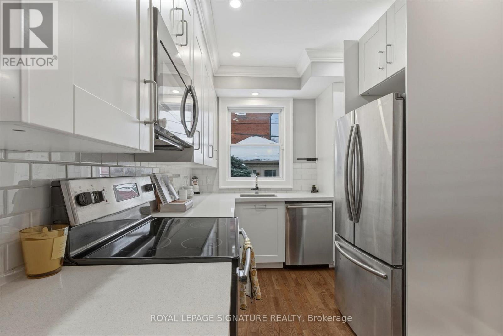 55 Atlas Avenue, Toronto, Ontario  M6C 3P1 - Photo 16 - C12818680