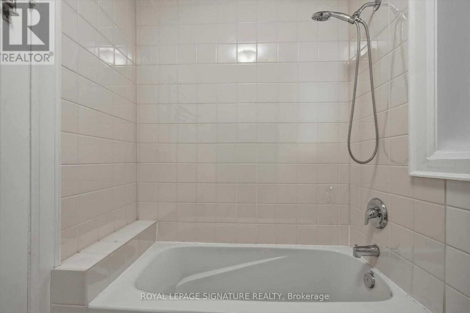 55 Atlas Avenue, Toronto, Ontario  M6C 3P1 - Photo 28 - C12818680