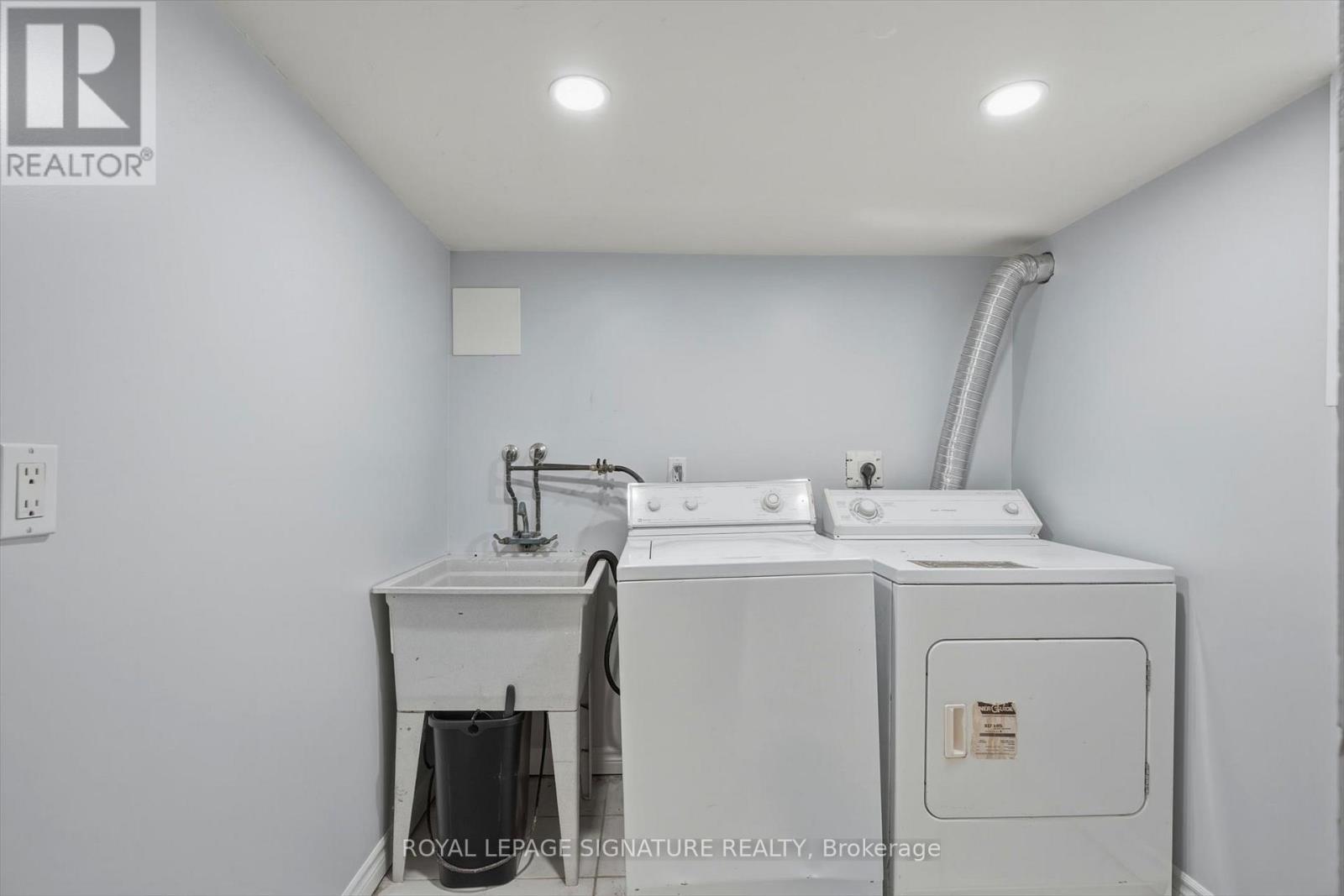 55 Atlas Avenue, Toronto, Ontario  M6C 3P1 - Photo 38 - C12818680