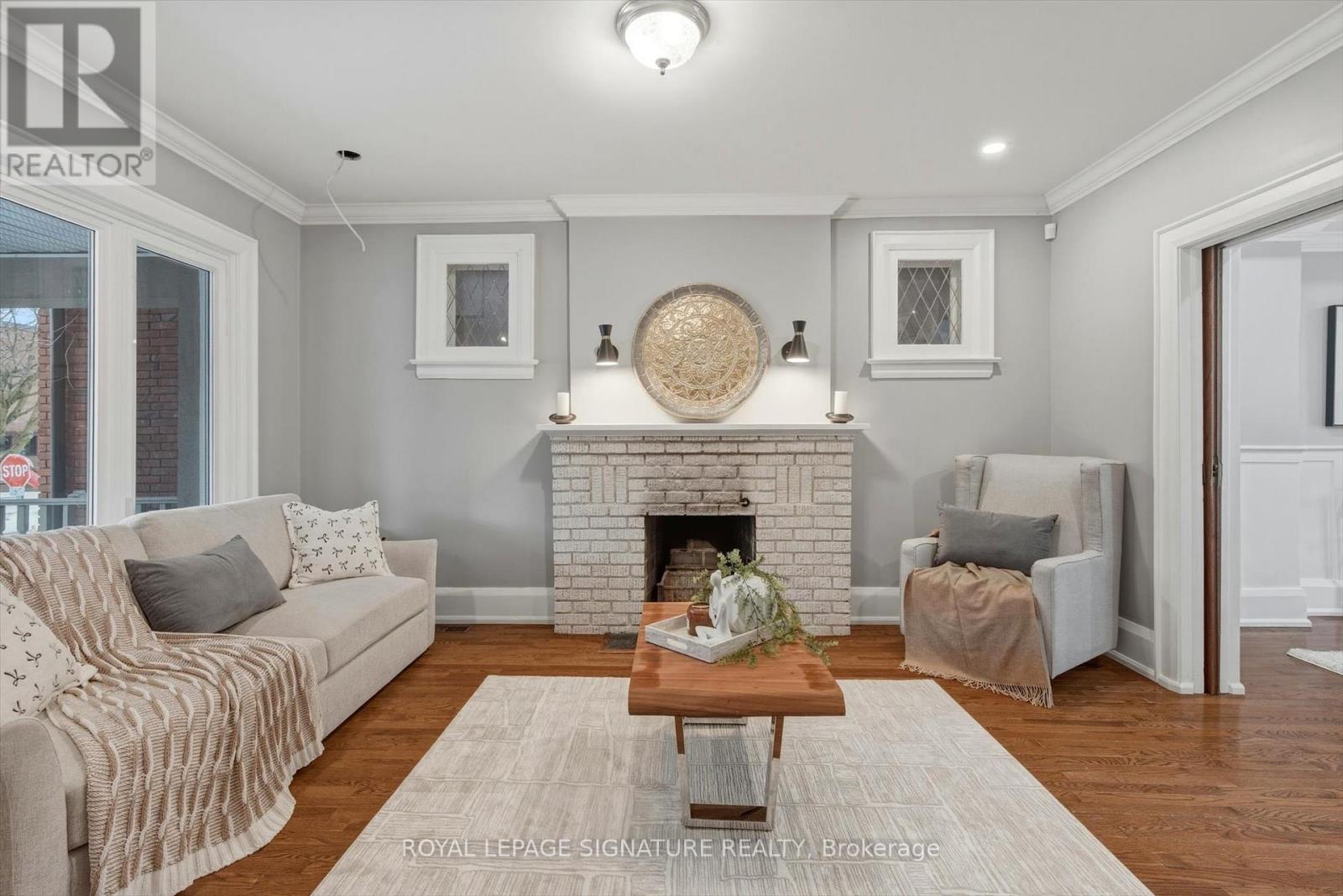 55 Atlas Avenue, Toronto, Ontario  M6C 3P1 - Photo 8 - C12818680