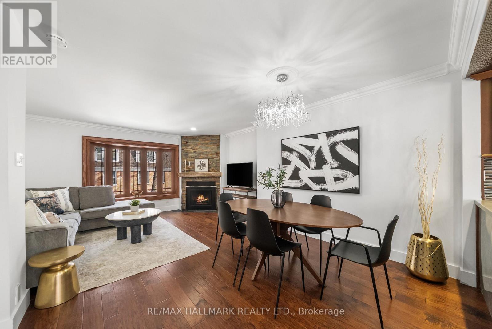 9 Douville Court, Toronto, Ontario  M5A 4E7 - Photo 8 - C12818708