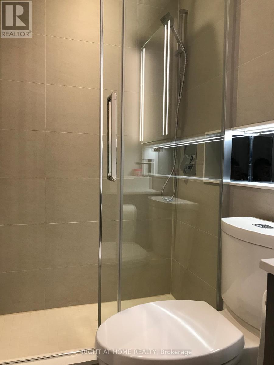 1907 - 215 Queen Street W, Toronto, Ontario  M5A 1S2 - Photo 6 - C12818736