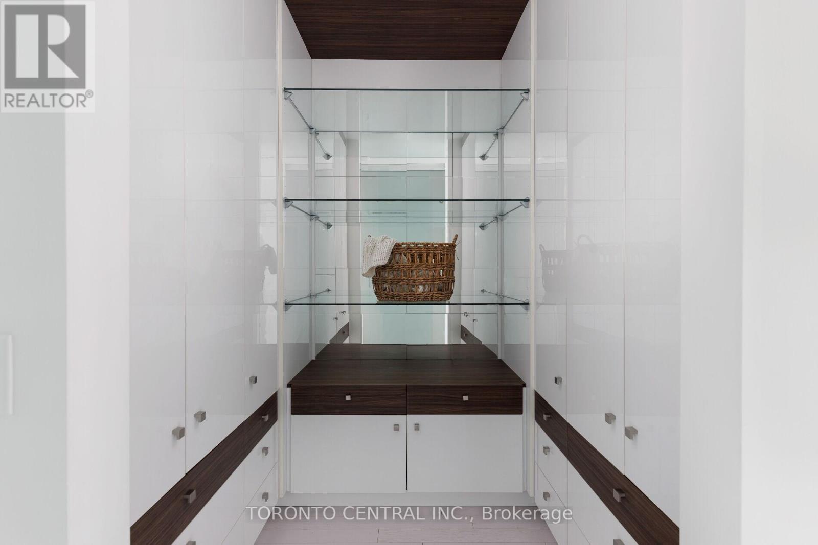 258 Manning Avenue, Toronto, Ontario  M6J 2K7 - Photo 38 - C12818970