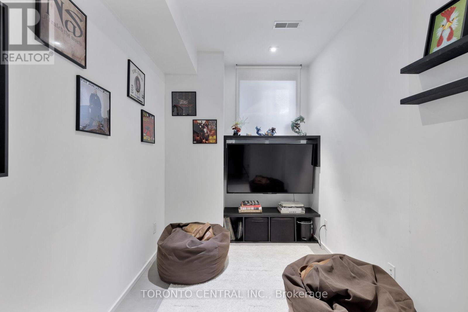 258 Manning Avenue, Toronto, Ontario  M6J 2K7 - Photo 40 - C12818970