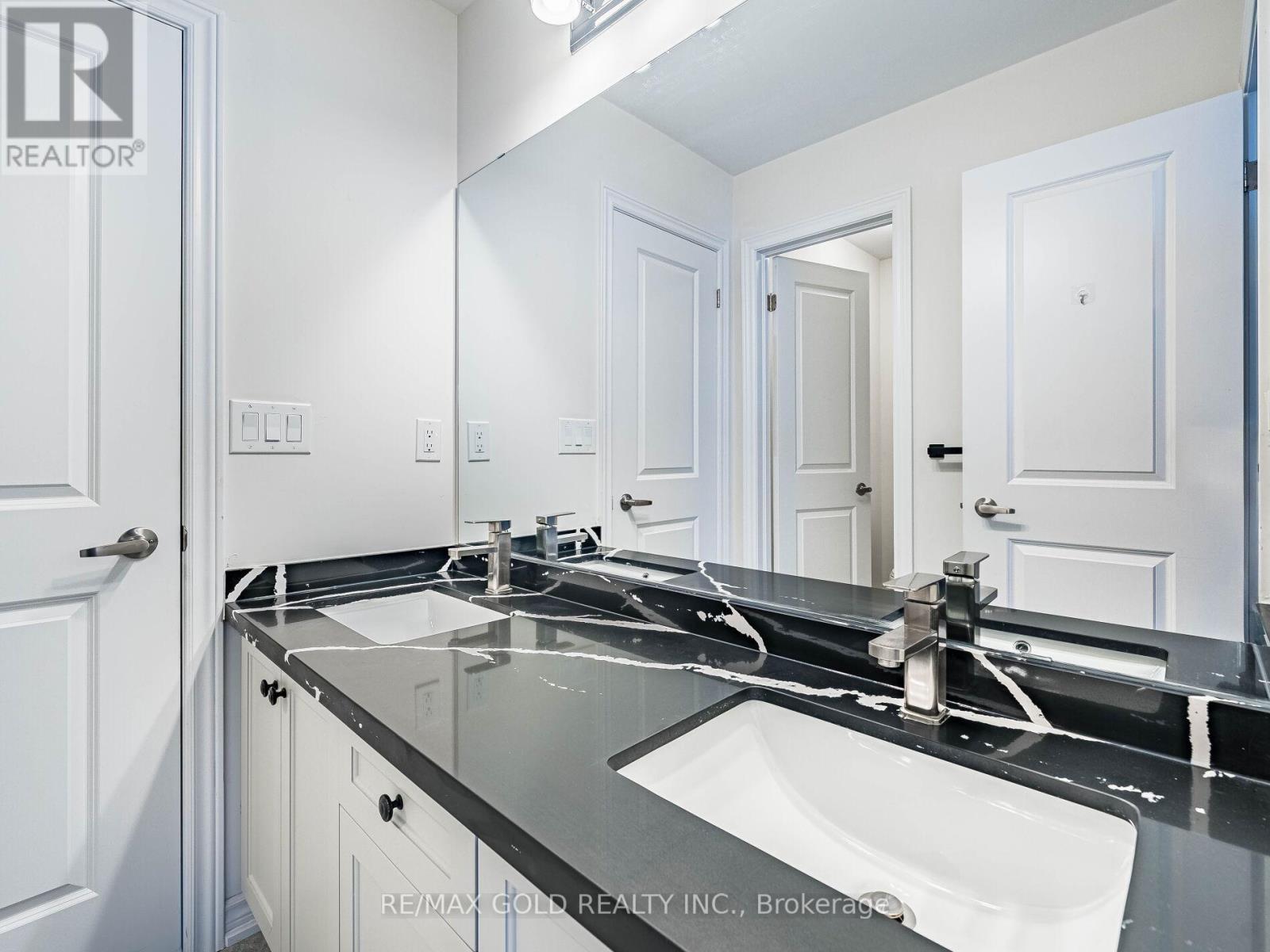 1966 Grandview St N Street, Oshawa, Ontario  L1H 8L7 - Photo 31 - E12818744