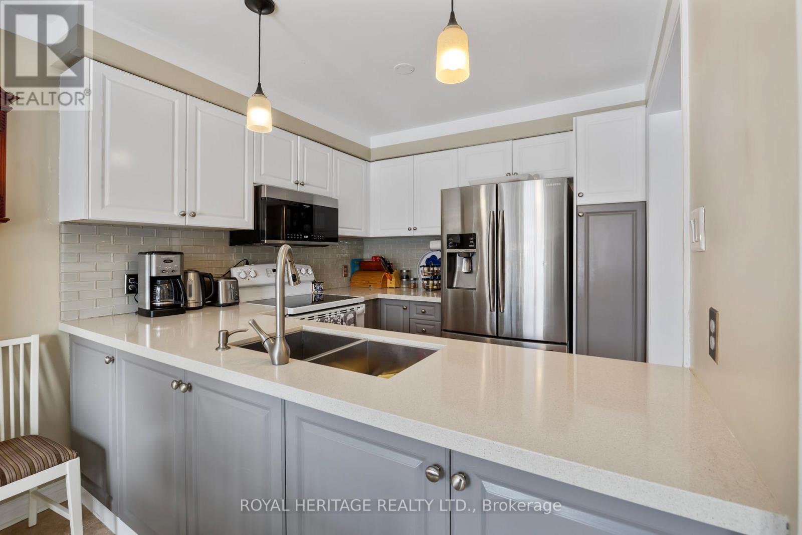 12 Floree Street, Whitby, Ontario  L1R 3B2 - Photo 19 - E12818776