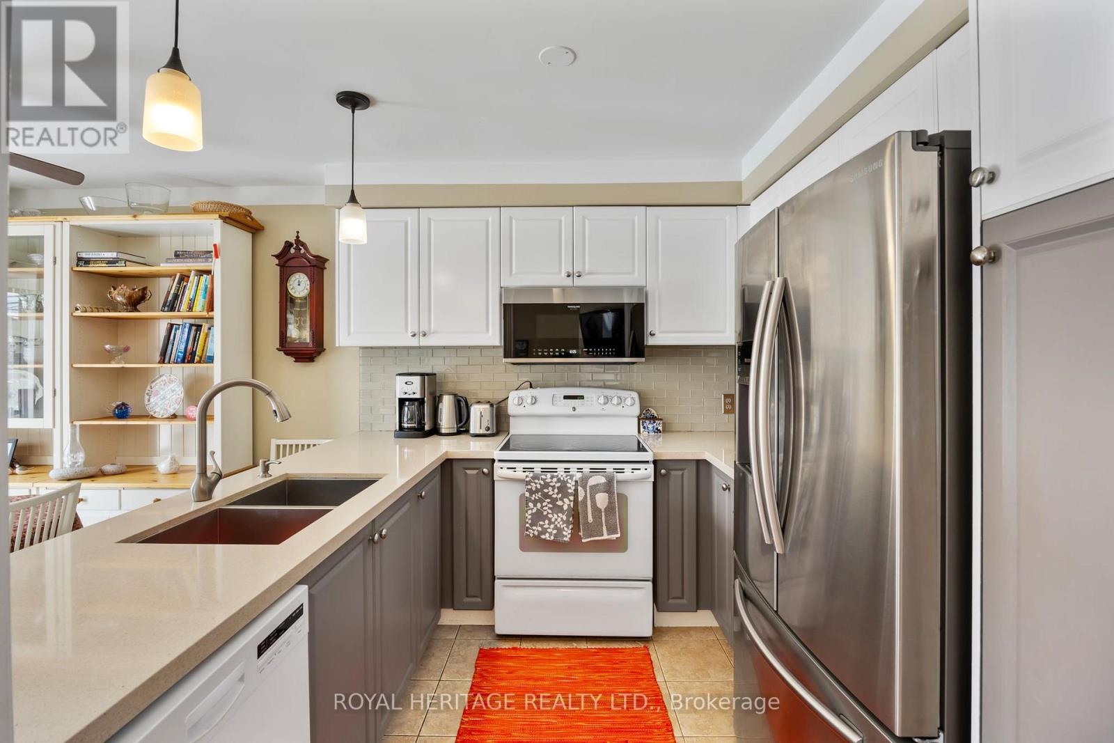 12 Floree Street, Whitby, Ontario  L1R 3B2 - Photo 21 - E12818776