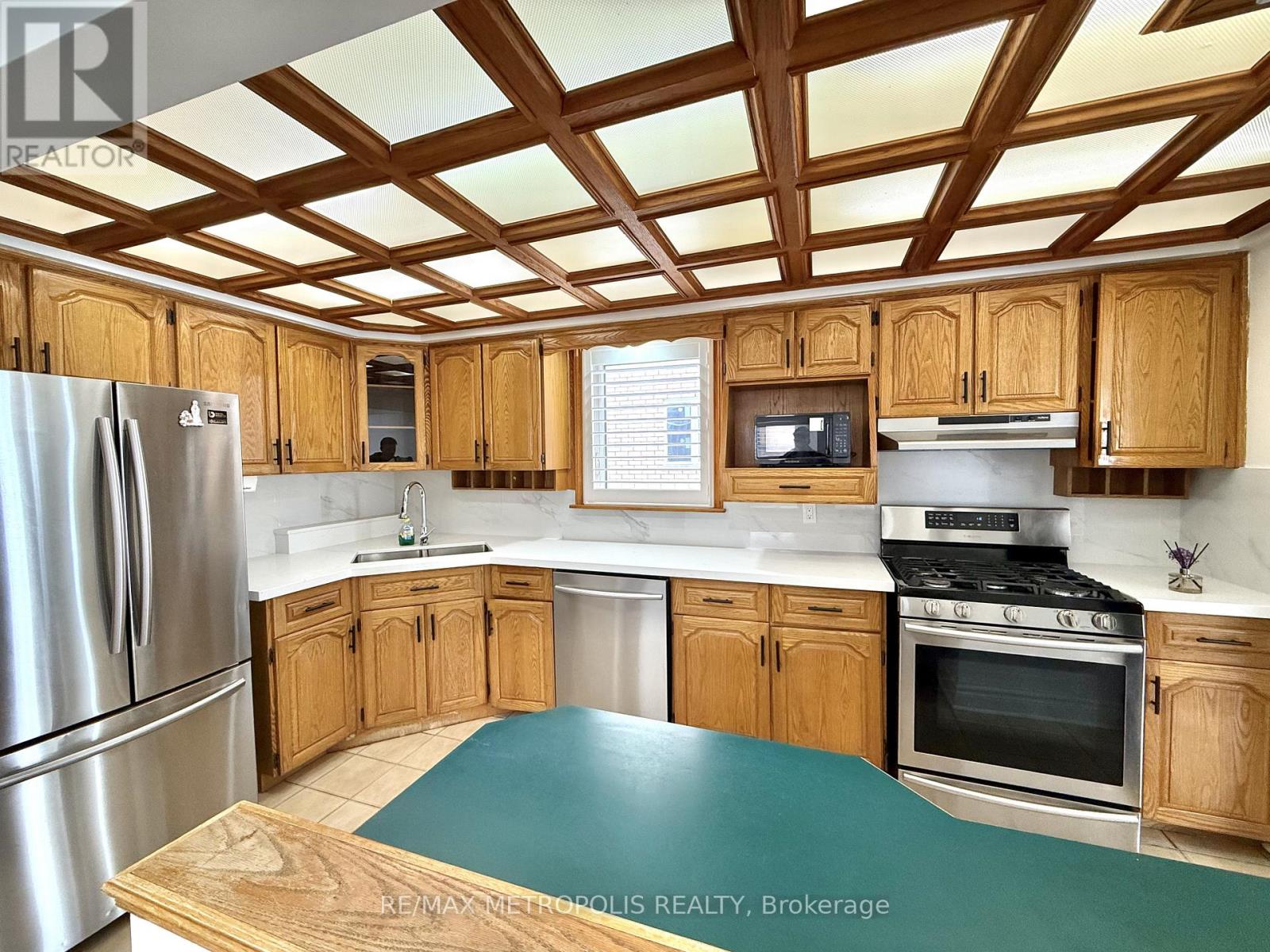 Main - 45 Kingsdown Drive, Toronto (Ionview), Ontario  M1K 3B9 - Photo 6 - E12818894