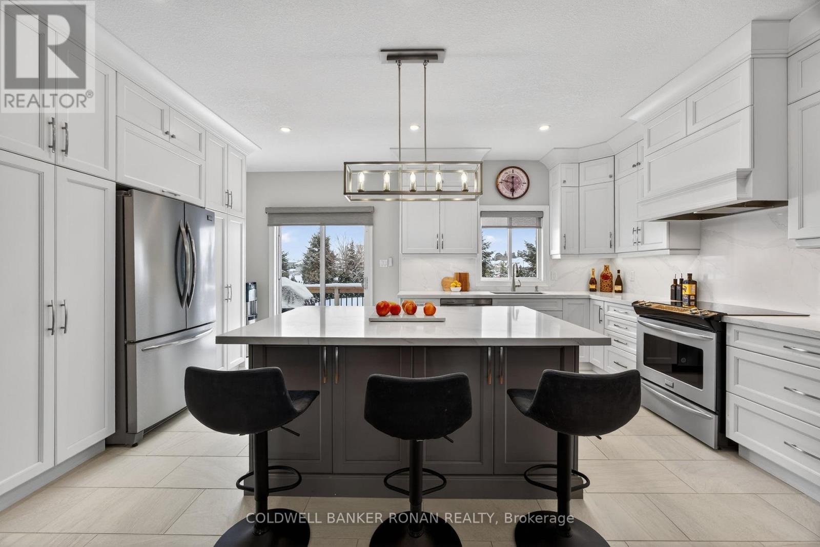 126 Gray Avenue, New Tecumseth, Ontario  L9R 0G4 - Photo 10 - N12818720