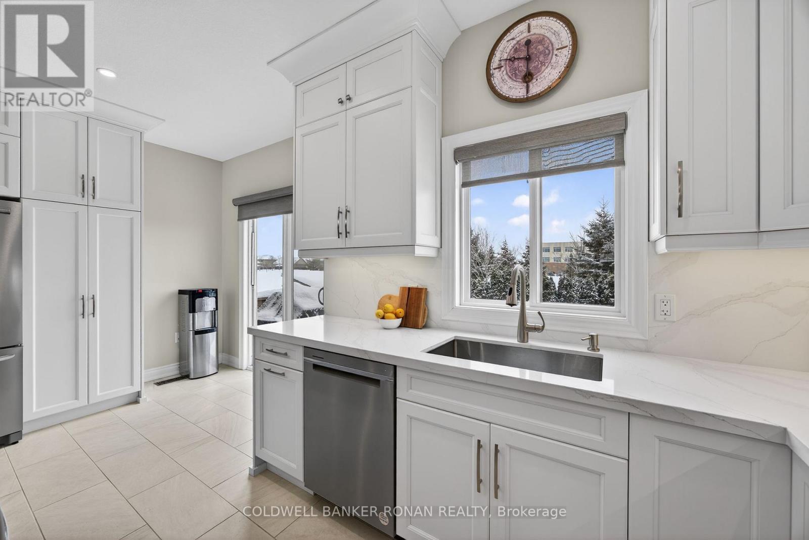 126 Gray Avenue, New Tecumseth, Ontario  L9R 0G4 - Photo 12 - N12818720