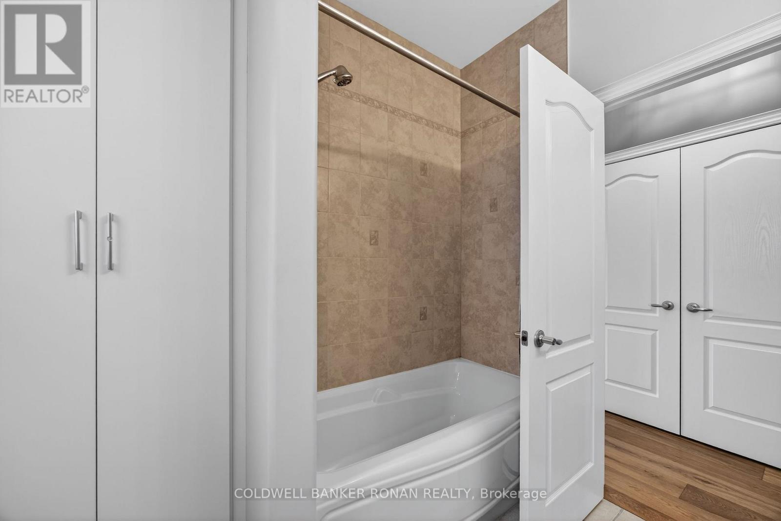 126 Gray Avenue, New Tecumseth, Ontario  L9R 0G4 - Photo 20 - N12818720