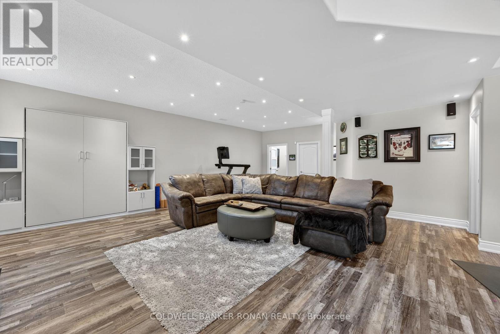 126 Gray Avenue, New Tecumseth, Ontario  L9R 0G4 - Photo 36 - N12818720