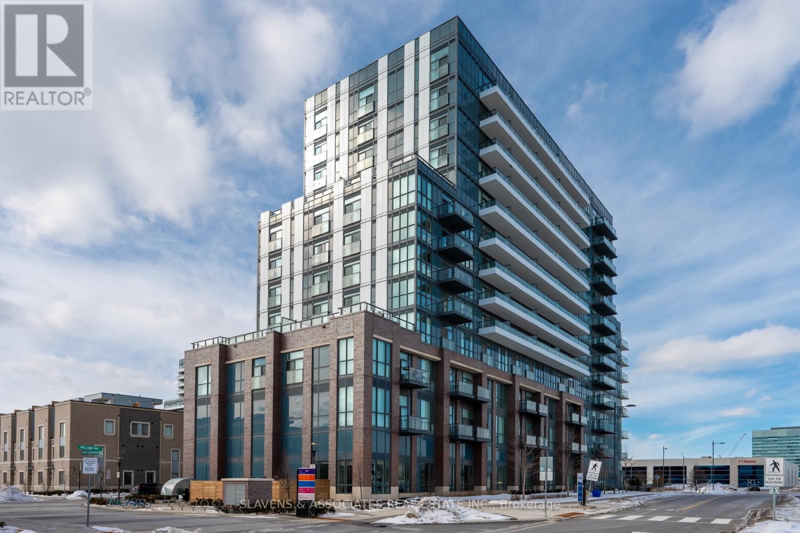 223 - 60 HONEYCRISP CRESCENT, Vaughan, Ontario