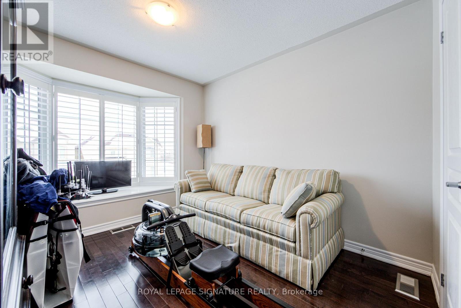 4 Amaranth Court, Richmond Hill, Ontario  L4E 0M2 - Photo 28 - N12818826