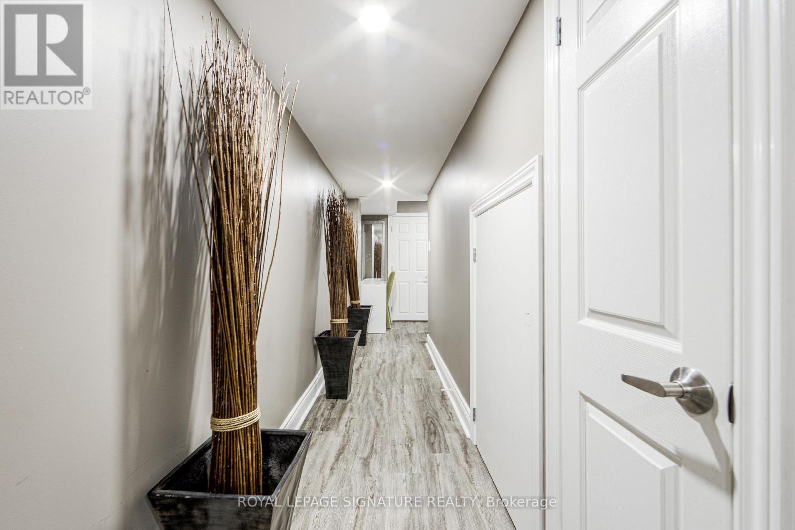 4 Amaranth Court, Richmond Hill, Ontario  L4E 0M2 - Photo 41 - N12818826