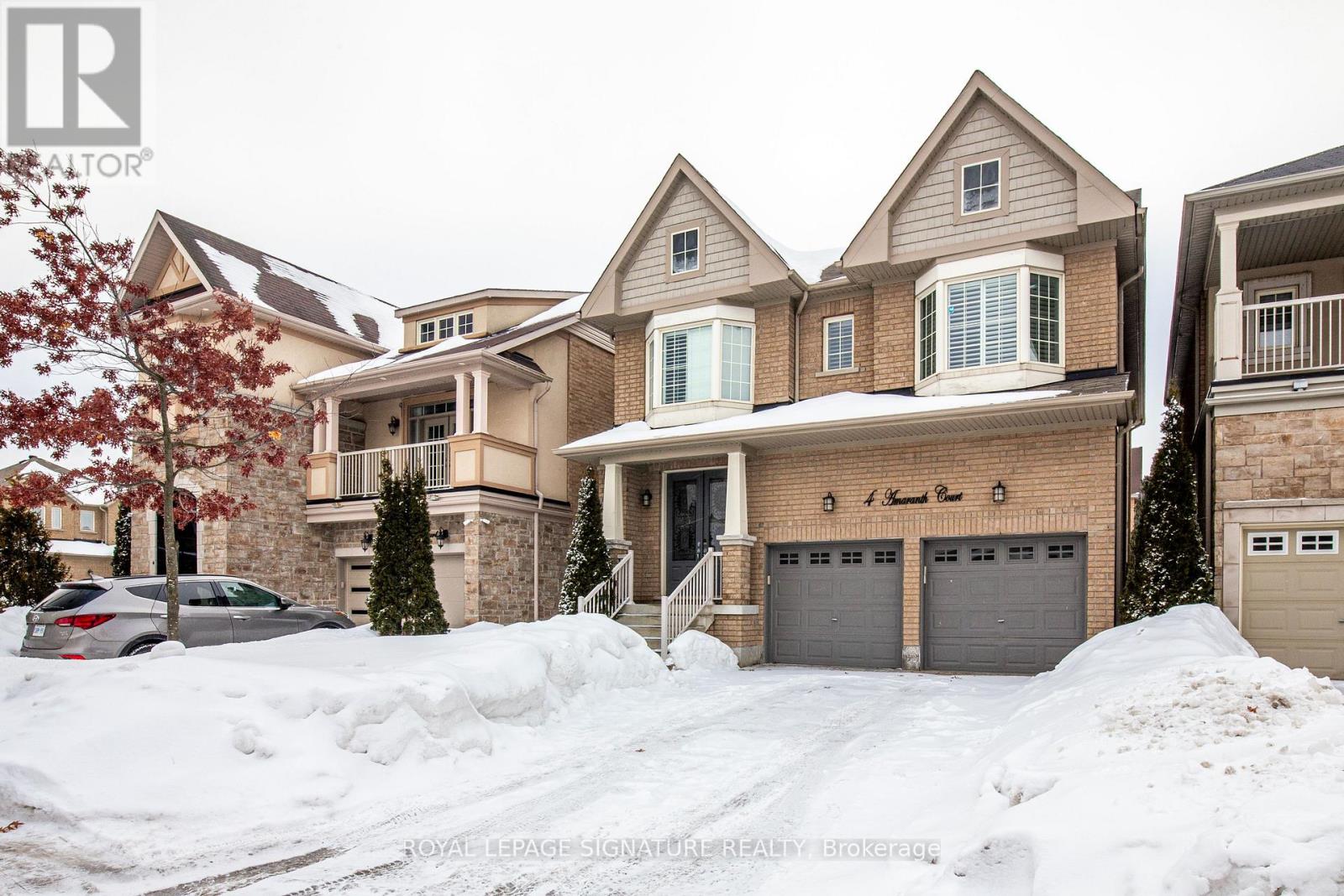 4 Amaranth Court, Richmond Hill, Ontario  L4E 0M2 - Photo 5 - N12818826