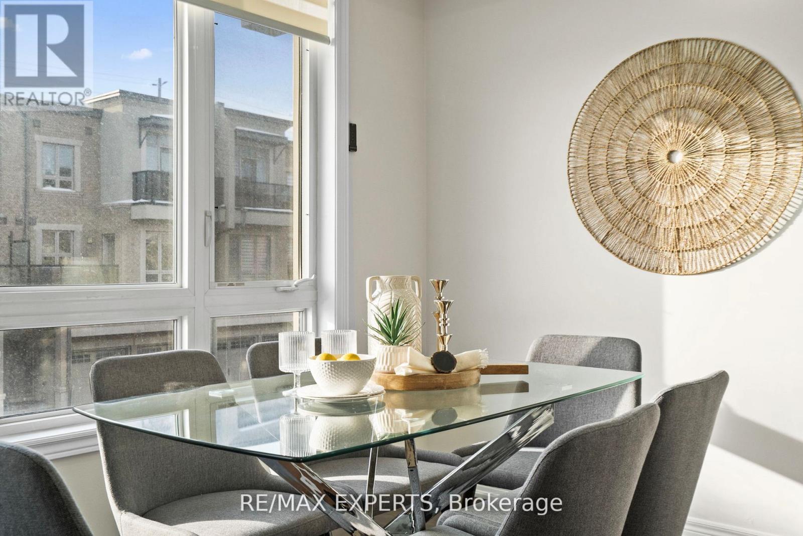 16 - 125 Kayla Crescent, Vaughan, Ontario  L6A 4G5 - Photo 12 - N12818834