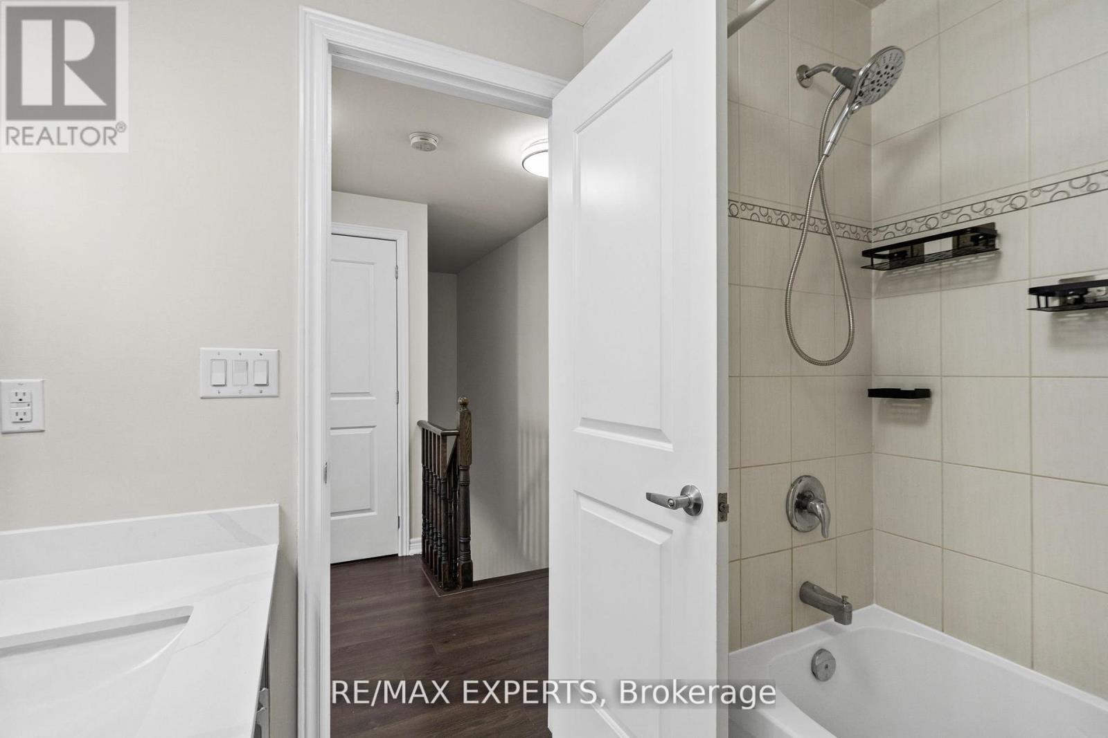 16 - 125 Kayla Crescent, Vaughan, Ontario  L6A 4G5 - Photo 21 - N12818834