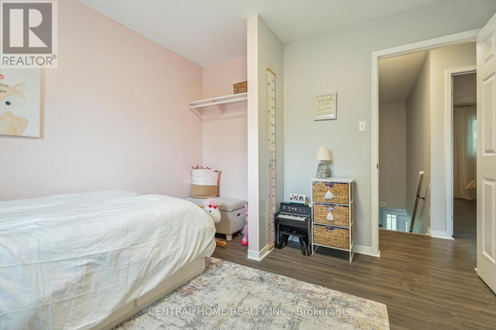 50 Metro Road S, Georgina, Ontario  L4P 3K8 - Photo 17 - N12818840