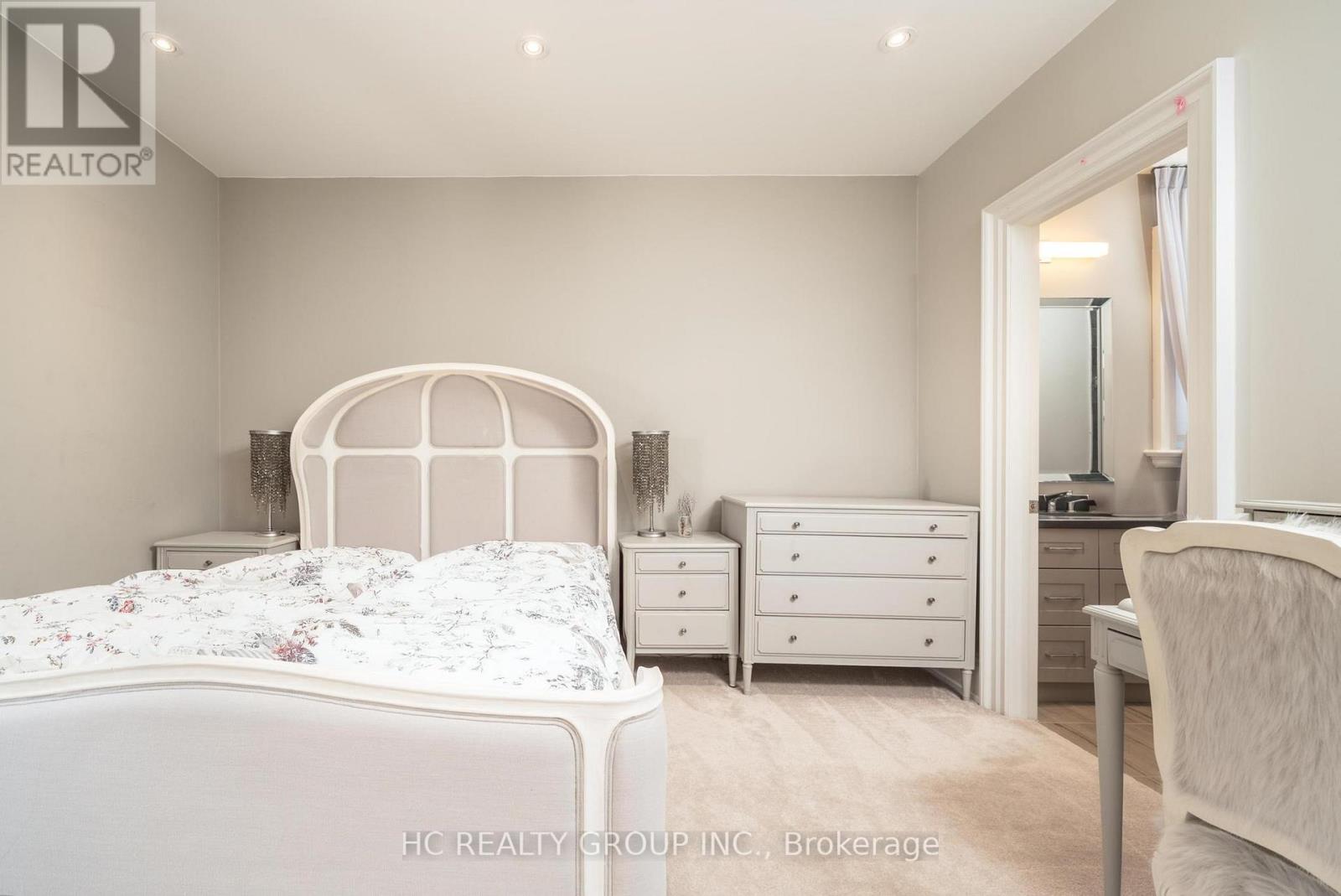 11 Chipstead Road, Toronto, Ontario  M3B 3E5 - Photo 28 - C12814104