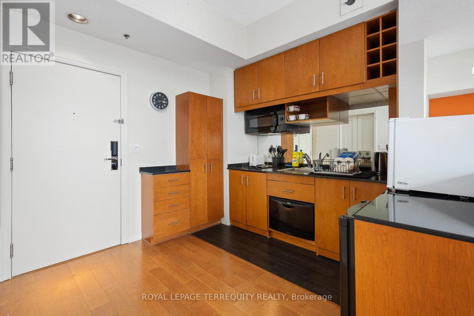 3104 - 1 King Street W, Toronto, Ontario  M5H 1A1 - Photo 6 - C12818150