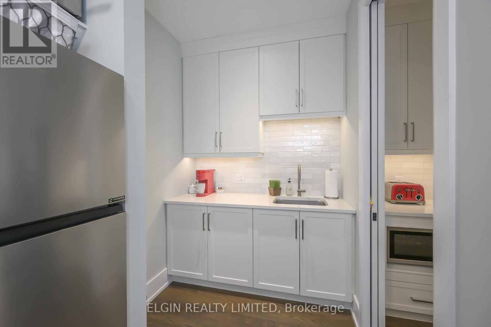 107 Optimist Drive, Southwold, Ontario  N5P 0G2 - Photo 10 - X12815444