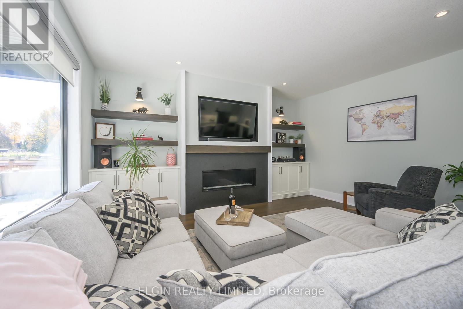 107 Optimist Drive, Southwold, Ontario  N5P 0G2 - Photo 19 - X12815444