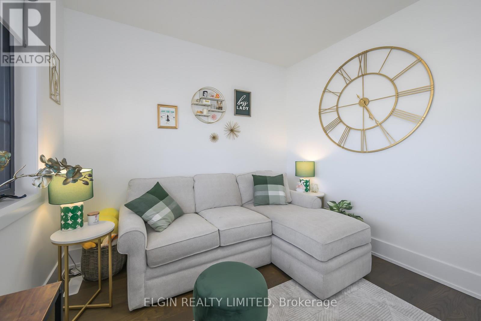 107 Optimist Drive, Southwold, Ontario  N5P 0G2 - Photo 7 - X12815444