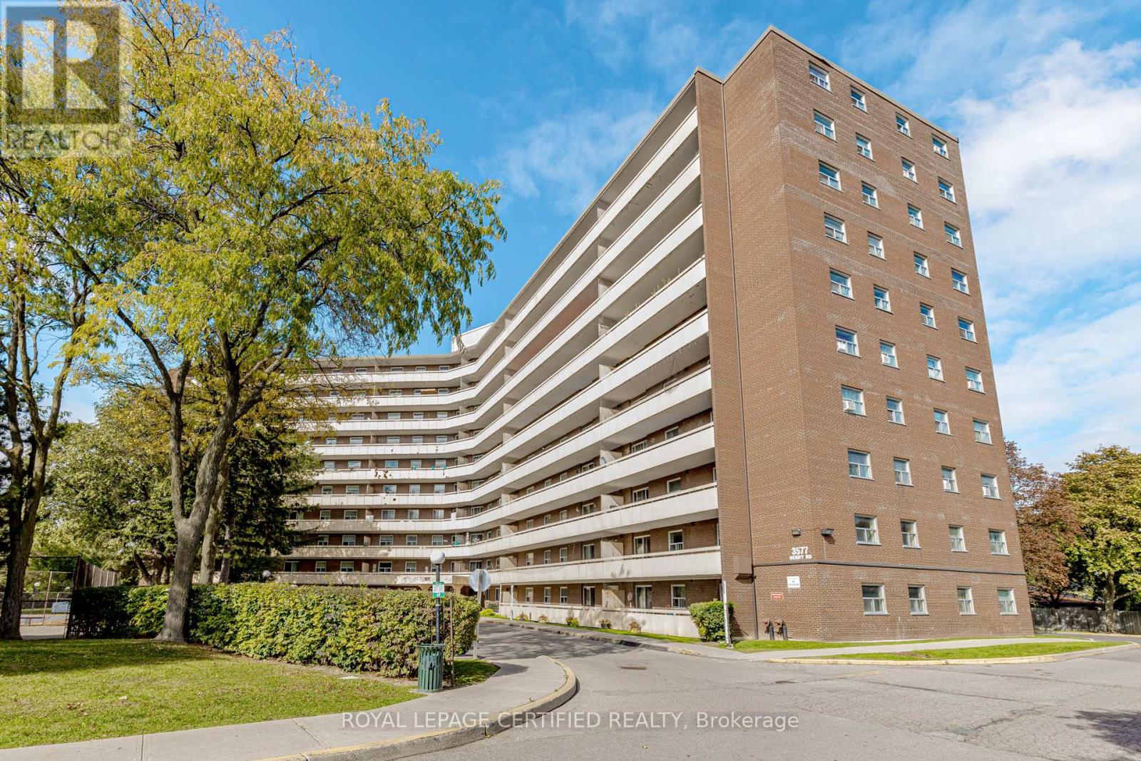 502 - 3577 Derry Road E, Mississauga, Ontario  L4T 1B3 - Photo 1 - W12818674
