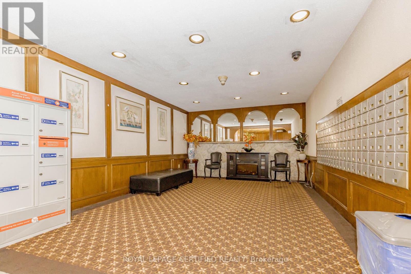 502 - 3577 Derry Road E, Mississauga, Ontario  L4T 1B3 - Photo 4 - W12818674