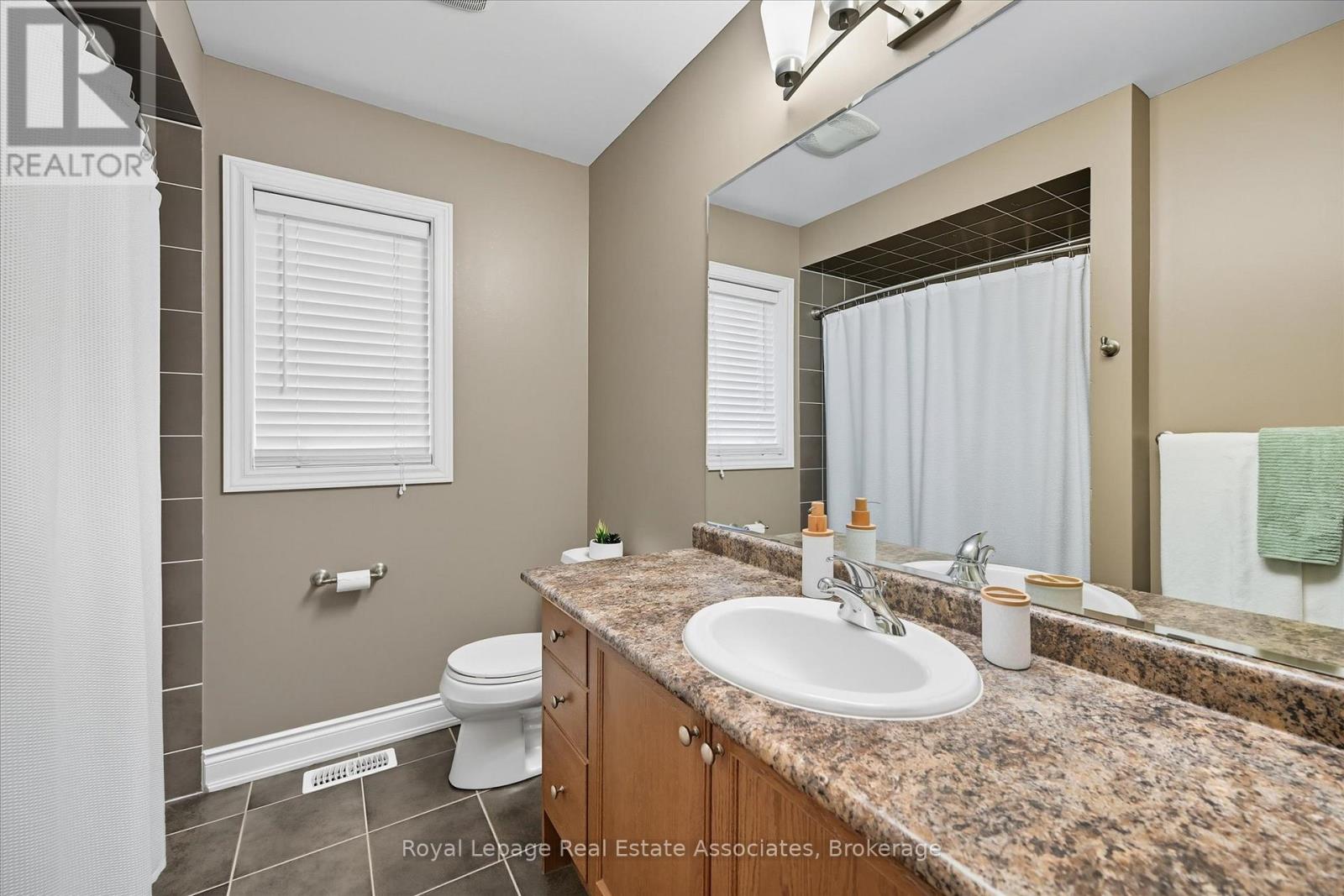 3335 Whilabout Terrace, Oakville, Ontario  L6L 0A8 - Photo 31 - W12818694