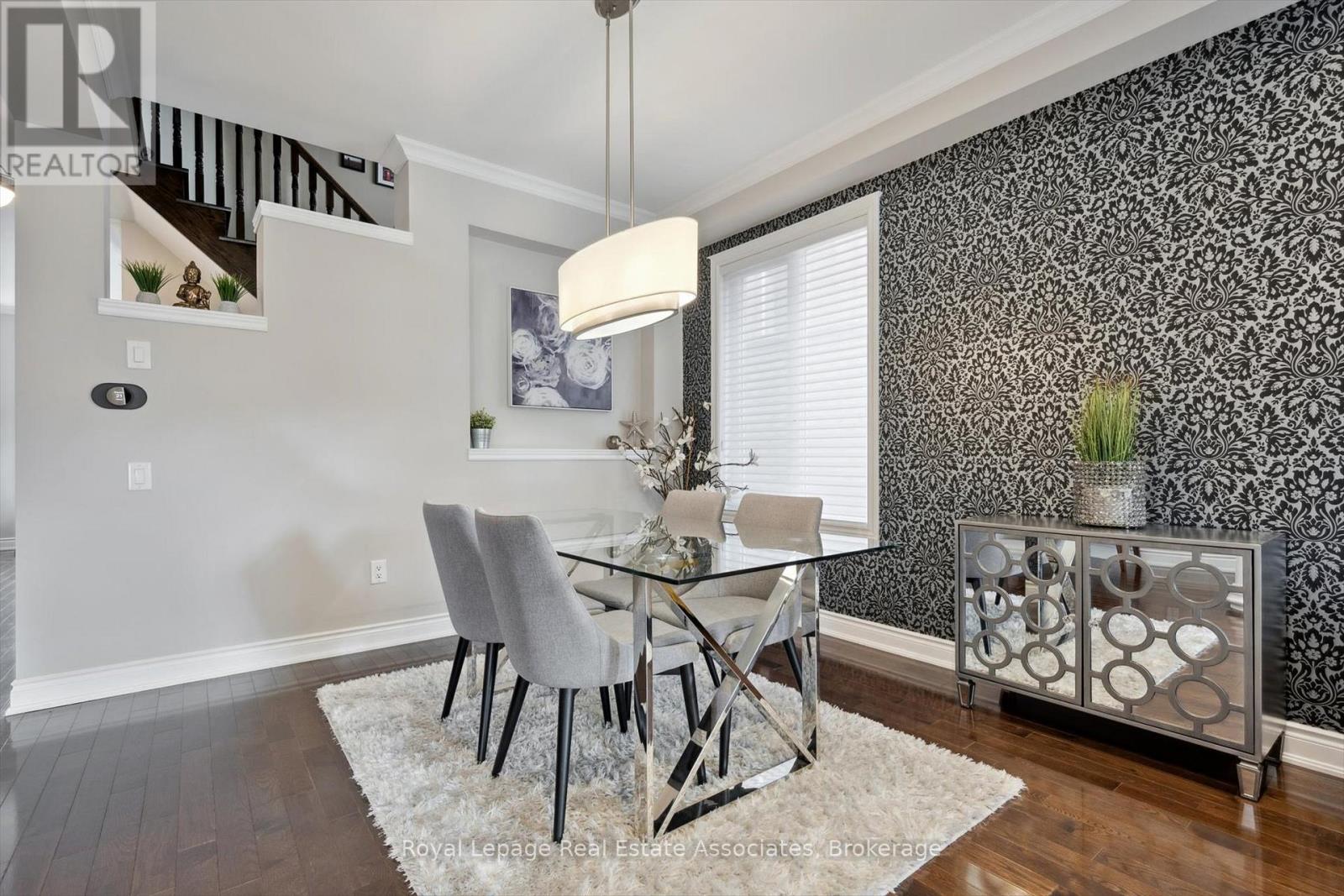 3335 Whilabout Terrace, Oakville, Ontario  L6L 0A8 - Photo 6 - W12818694