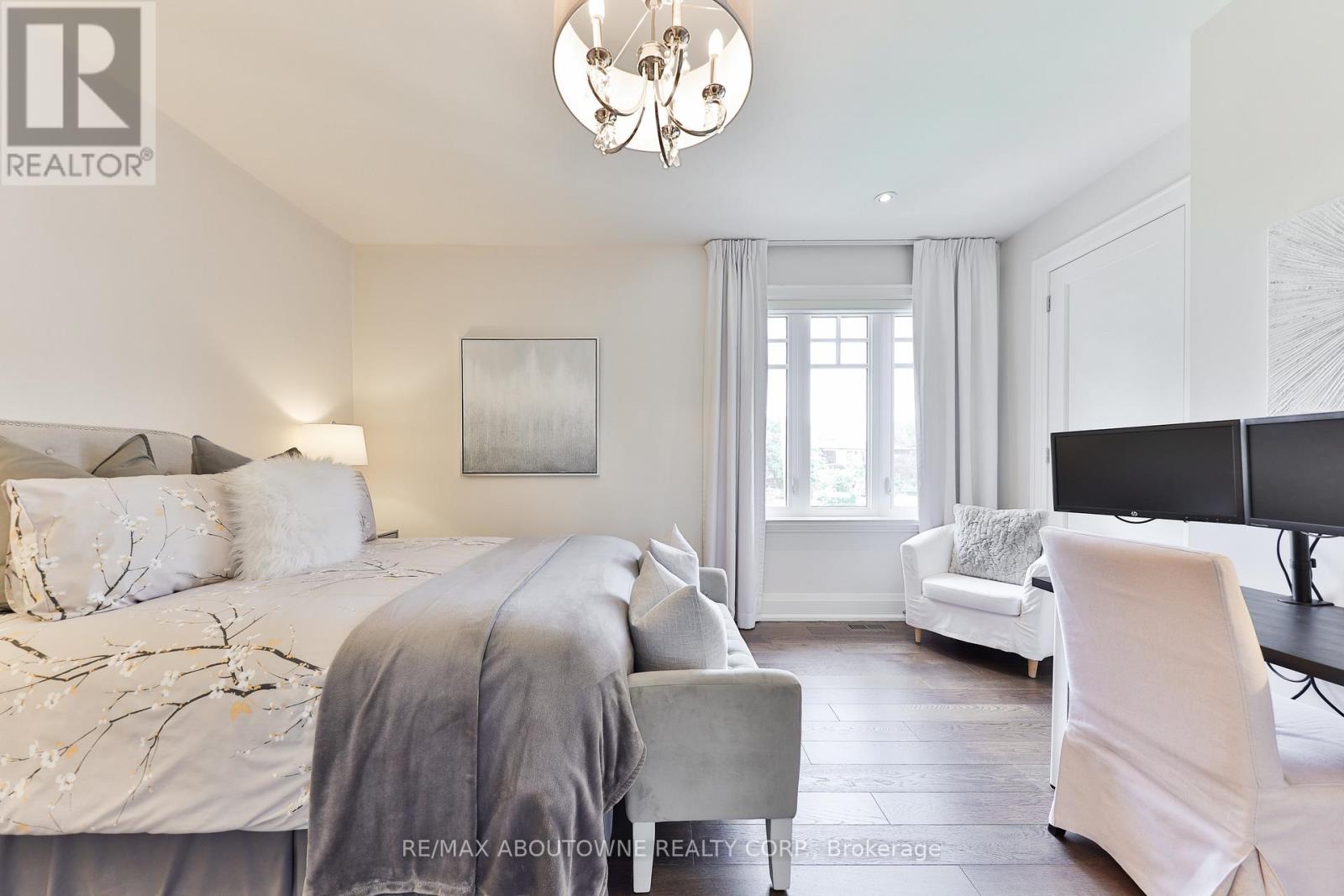 408 Saville Crescent, Oakville, Ontario  L6L 3T8 - Photo 32 - W12818700